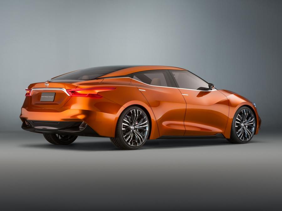  Nissan Sport Sedan Concept 2014 года  (фото 13 из 28)